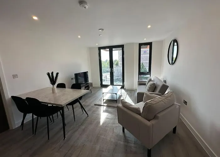 Luxury Central York Apartment